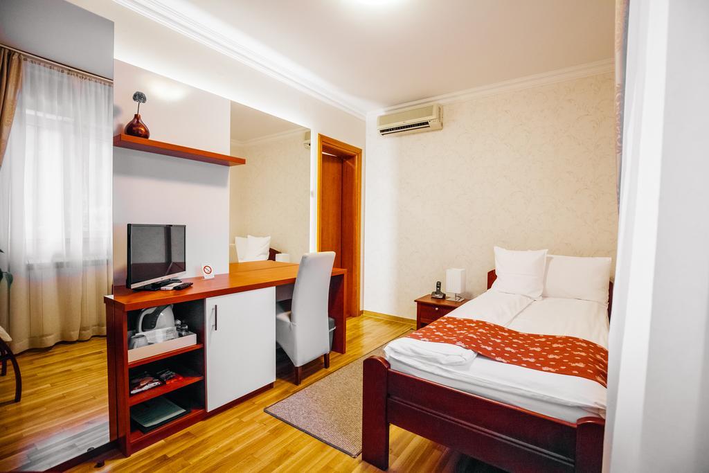 Villa Forest Belgrado Exterior foto